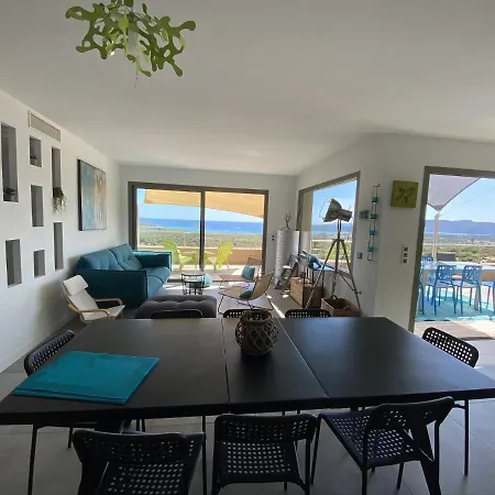 Superbe Vue Mer Classee 5 Etoile Avec Piscine Chauffee *