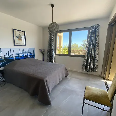 Superbe Vue Mer Classee 5 Etoile Avec Piscine Chauffee Villa *